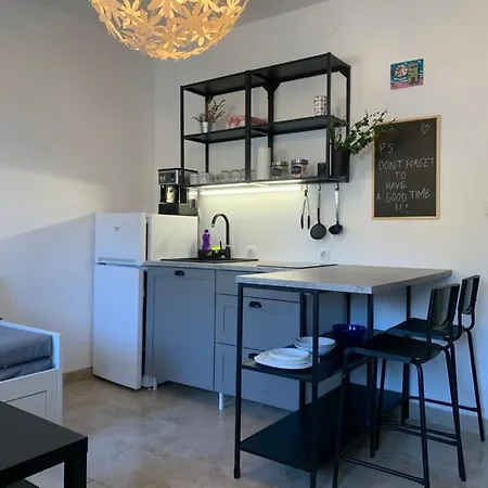 4 Star Studio Διαμέρισμα *