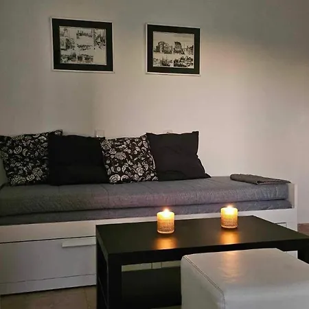 4 Star Studio Bakar
