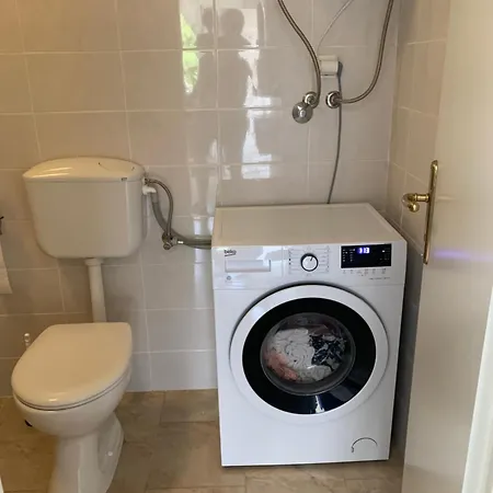 4 Star Studio Apartmán Bakar